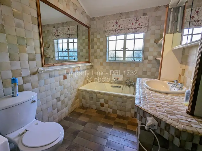 Townhouse/Complex/Cluster to Rent in Borrowdale
