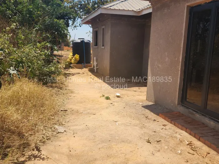 4 Bedroom House for Sale in Erasmus Park, Ruwa