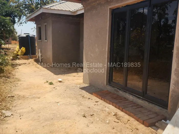 4 Bedroom House for Sale in Erasmus Park, Ruwa