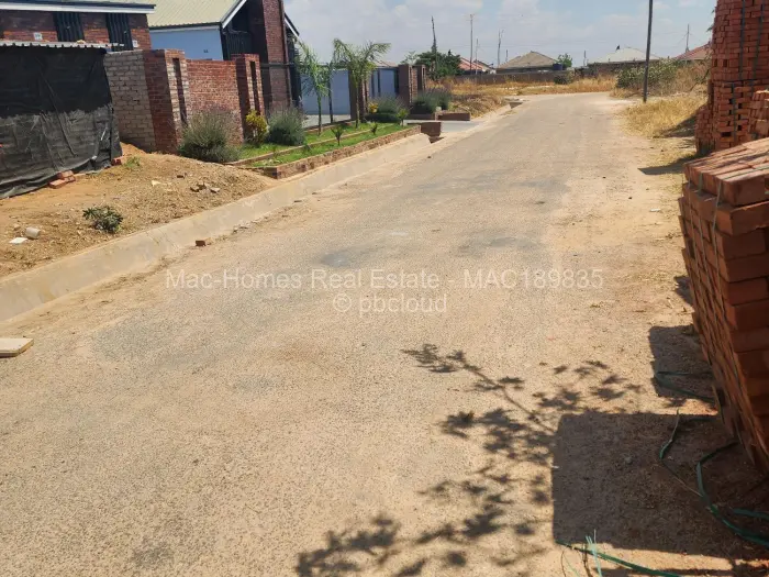 4 Bedroom House for Sale in Erasmus Park, Ruwa