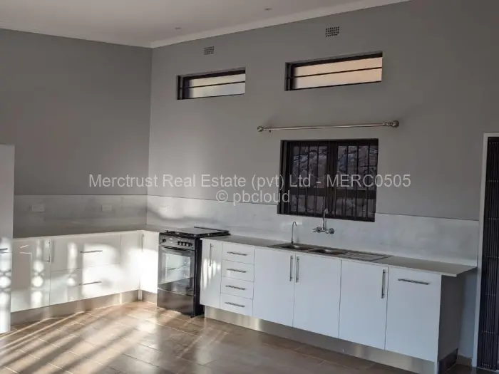 2 Bedroom Cottage/Garden Flat to Rent in Glen Lorne
