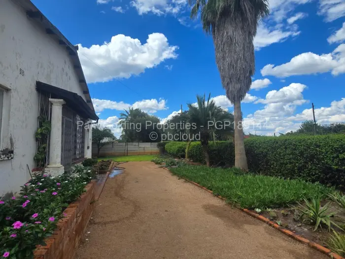 4 Bedroom House for Sale in Sauerstown, Bulawayo