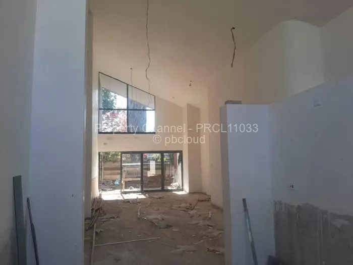 Townhouse/Cluster for Sale in Groom Bridge, Harare