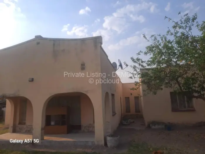 5 Bedroom House for Sale in Prospect, Harare