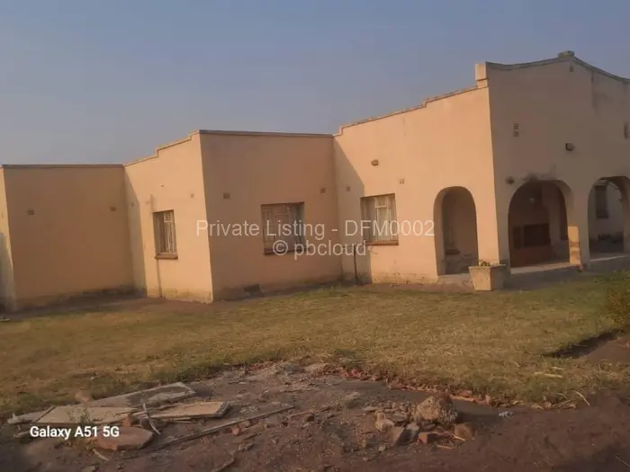 5 Bedroom House for Sale in Prospect, Harare