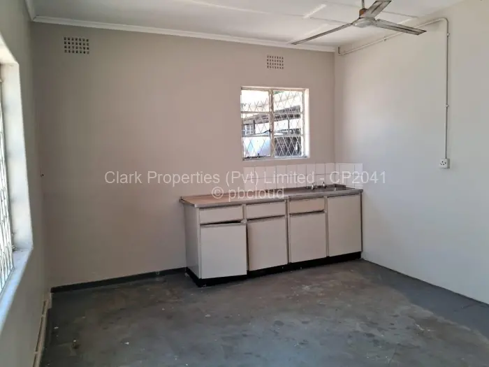 Commercial Property to Rent in Graniteside