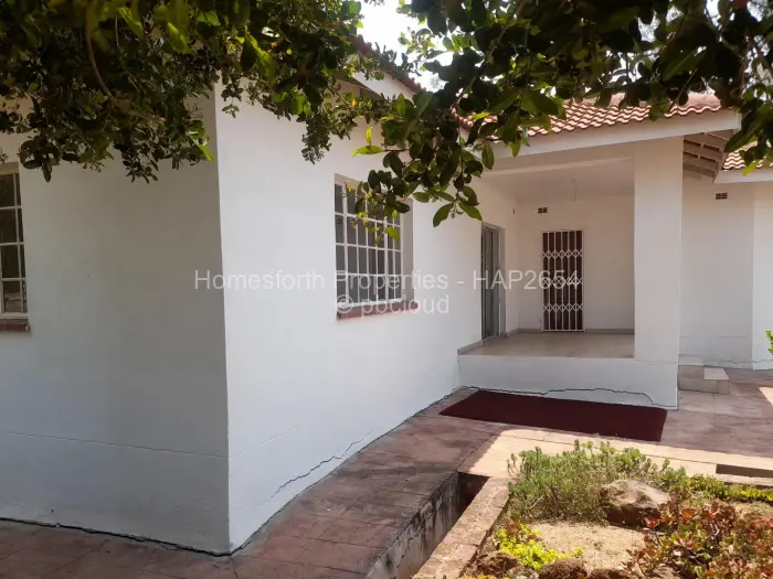 Townhouse/Complex/Cluster to Rent in Borrowdale