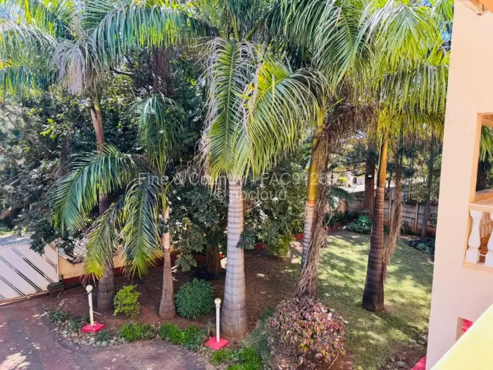 4 Bedroom House to Rent in Emerald Hill, Harare