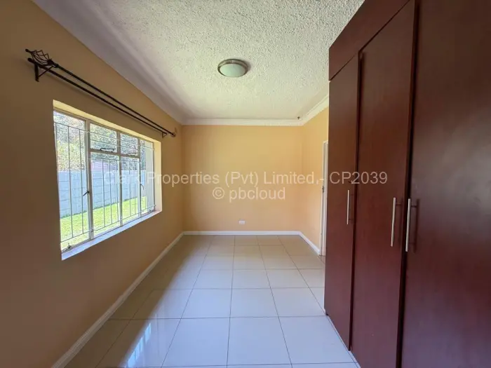 Townhouse/Complex/Cluster to Rent in Highlands