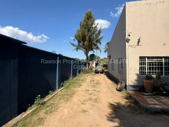 Warehouse/Industrial for Sale in Murehwa, Murehwa
