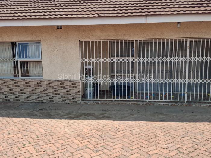 2 Bedroom House for Sale in Madokero Estates, Harare