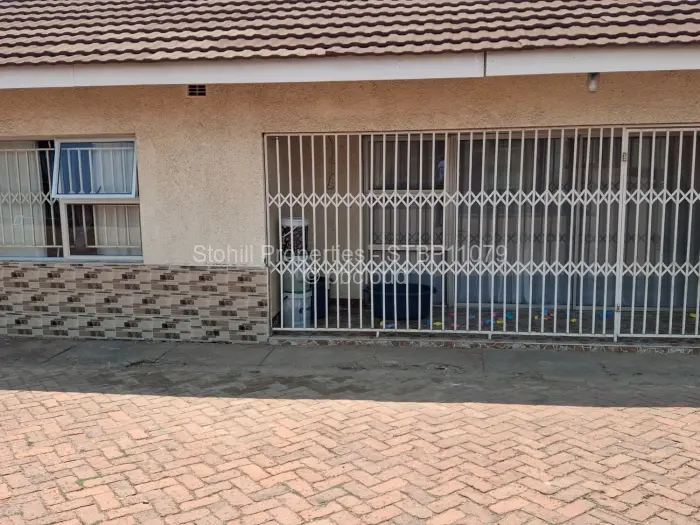 2 Bedroom House for Sale in Madokero Estates, Harare