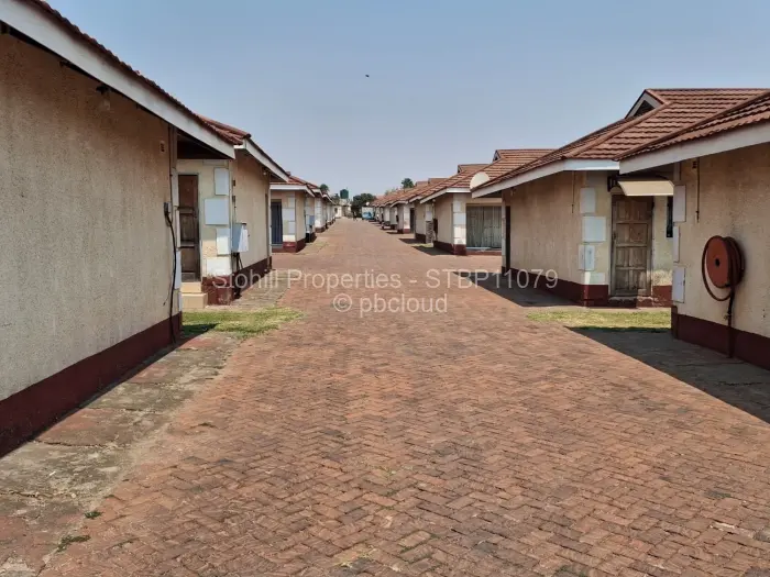2 Bedroom House for Sale in Madokero Estates, Harare