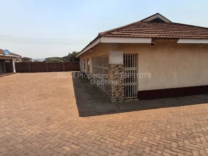 2 Bedroom House for Sale in Madokero Estates, Harare