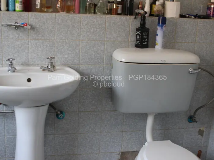 4 Bedroom House to Rent in Borrowdale