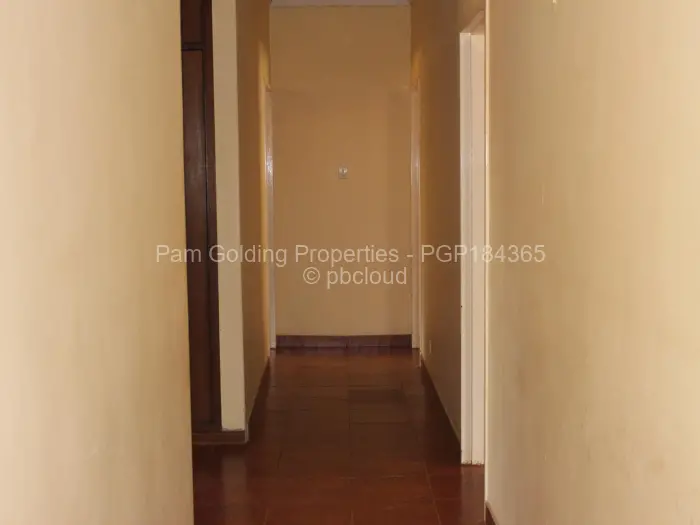 4 Bedroom House to Rent in Borrowdale