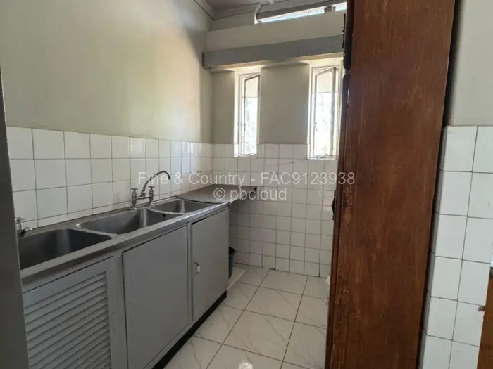 4 Bedroom House to Rent in Sentosa, Harare