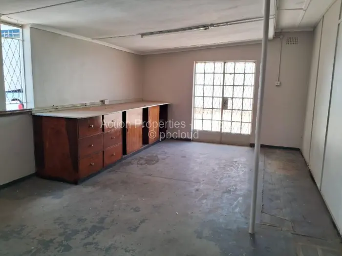 Industrial Property to Rent in Graniteside