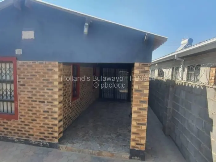 House for Sale in Pelandaba, Bulawayo