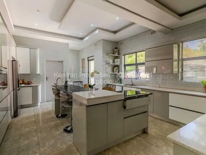 5 Bedroom House for Sale in Borrowdale Brooke, Harare