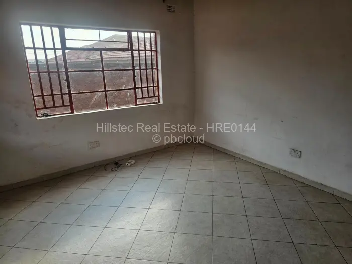 3 Bedroom Cottage/Garden Flat to Rent in Mainway Meadows