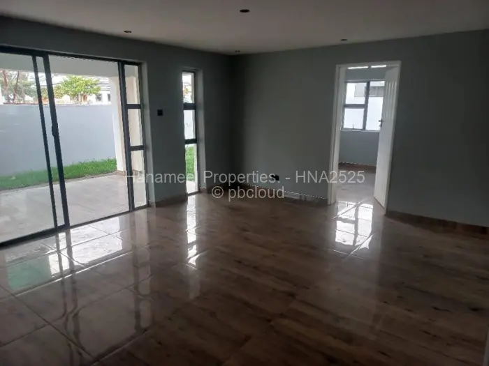 Townhouse/Complex/Cluster for Sale in Arlington, Harare