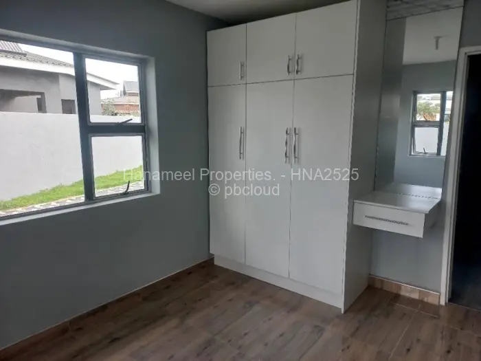 Townhouse/Complex/Cluster for Sale in Arlington, Harare
