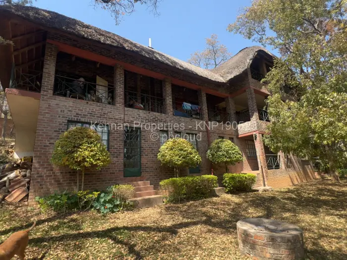 5 Bedroom House for Sale in Glen Lorne, Harare