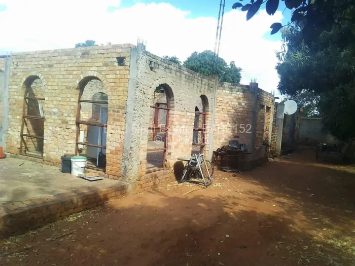 4 Bedroom House for Sale in Victoria Falls, Victoria Falls