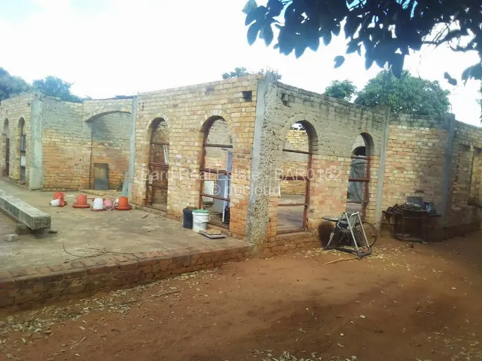 4 Bedroom House for Sale in Victoria Falls, Victoria Falls