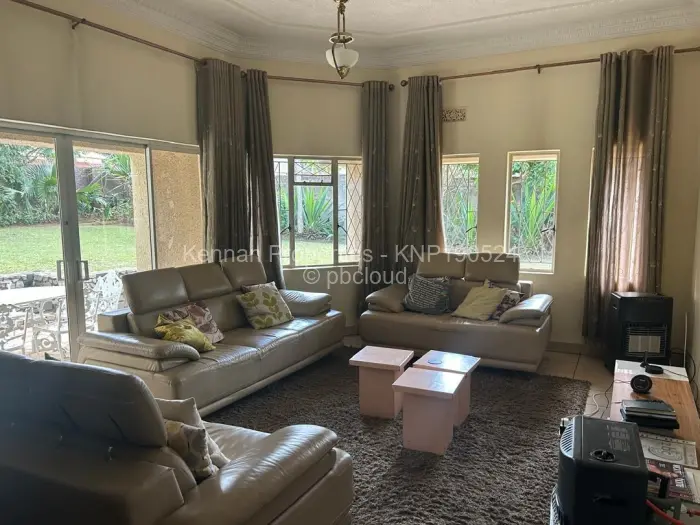 6 Bedroom House for Sale in Gunhill, Harare