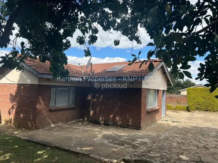 6 Bedroom House for Sale in Gunhill, Harare