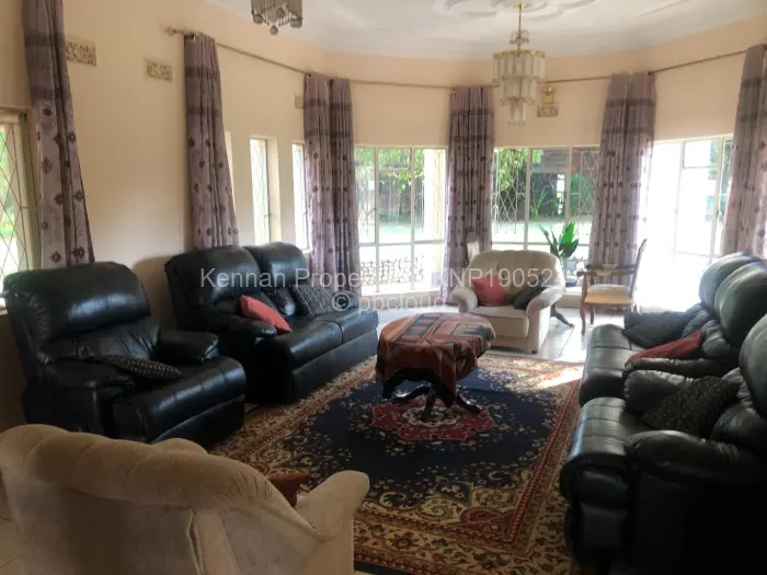 6 Bedroom House for Sale in Gunhill, Harare