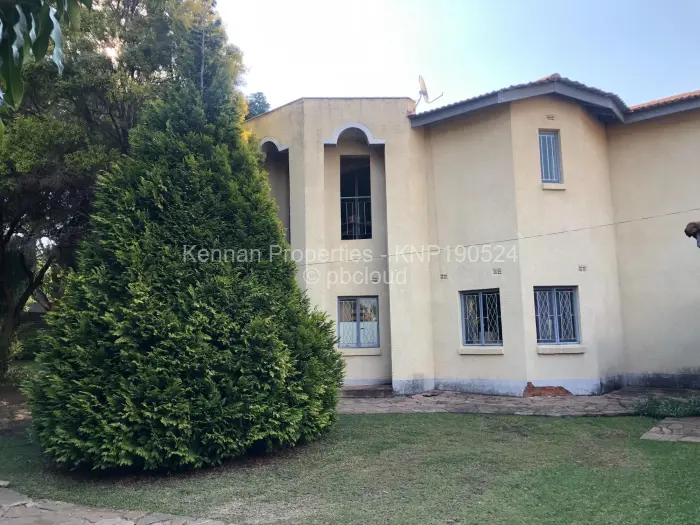 6 Bedroom House for Sale in Gunhill, Harare