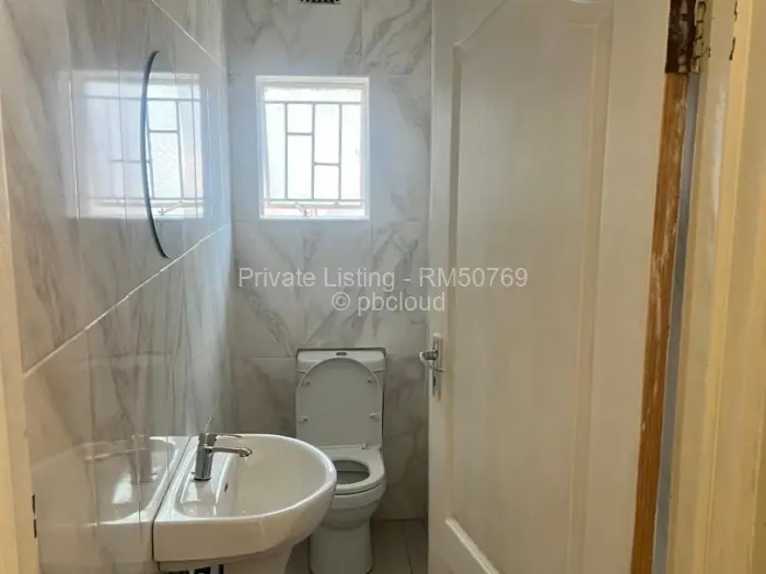 4 Bedroom House to Rent in Damofalls, Damofalls