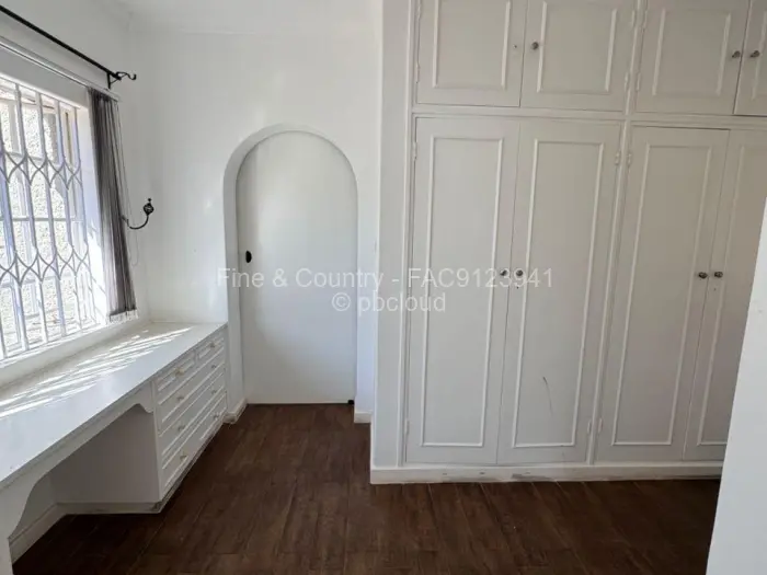 5 Bedroom House to Rent in Ballantyne Park, Harare
