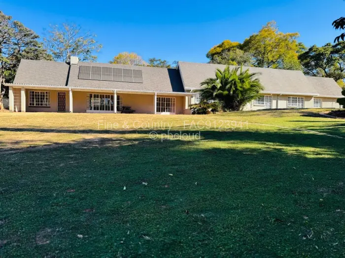 5 Bedroom House to Rent in Ballantyne Park, Harare
