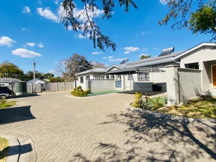 Townhouse/Complex/Cluster for Sale in Greendale, Harare