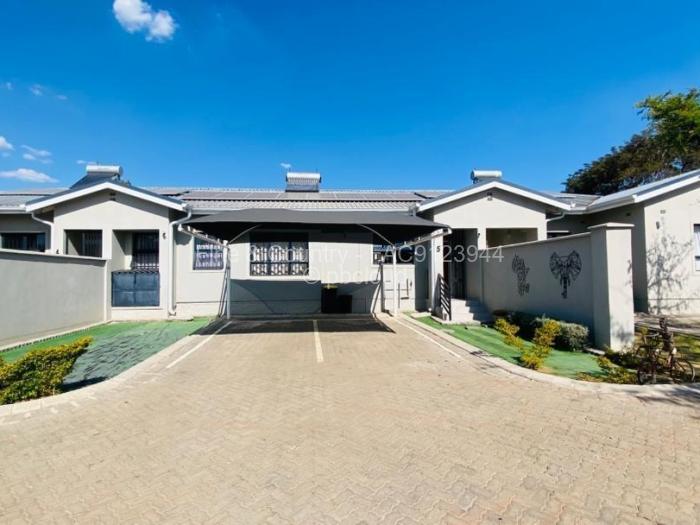 Townhouse/Cluster for Sale in Greendale, Harare