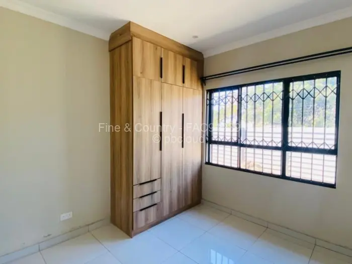 Townhouse/Complex/Cluster for Sale in Greendale, Harare