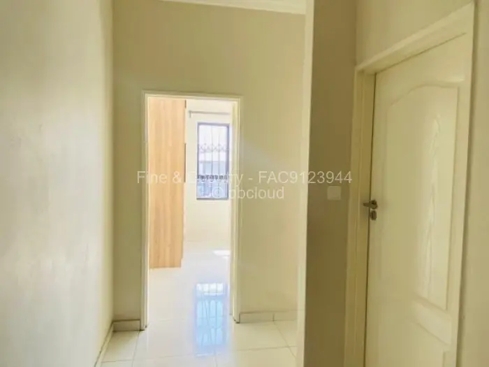 Townhouse/Complex/Cluster for Sale in Greendale, Harare