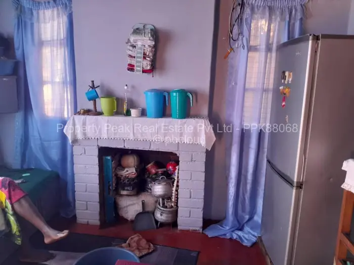 4 Bedroom House for Sale in Kuwadzana, Harare