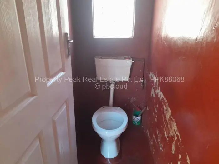 4 Bedroom House for Sale in Kuwadzana, Harare