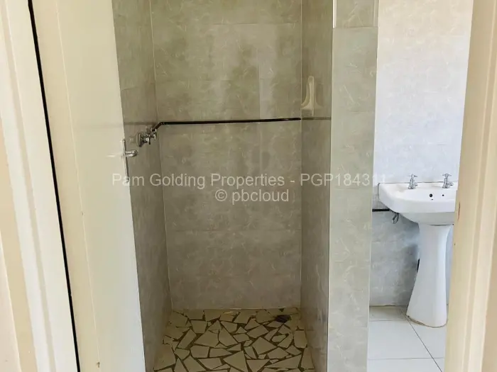 3 Bedroom House to Rent in Westgate
