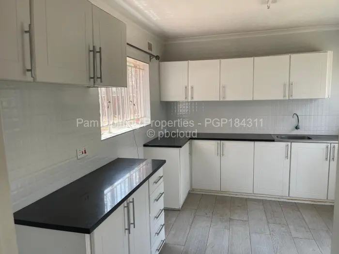 3 Bedroom House to Rent in Westgate