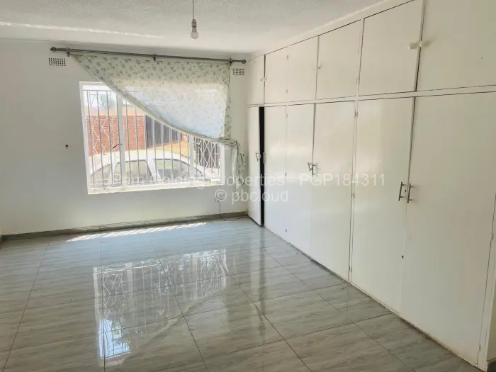 3 Bedroom House to Rent in Westgate