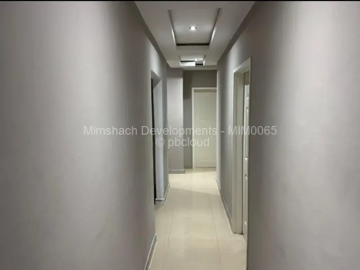 4 Bedroom House for Sale in Mabvazuva Estates, Ruwa