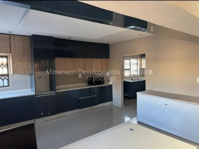 4 Bedroom House for Sale in Mabvazuva Estates, Ruwa