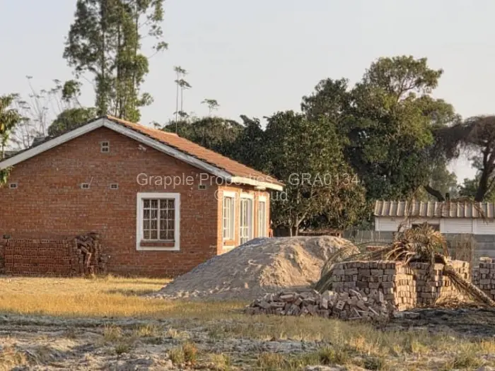 2 Bedroom House for Sale in Waterfalls, Harare
