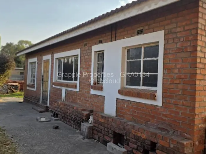 2 Bedroom House for Sale in Waterfalls, Harare